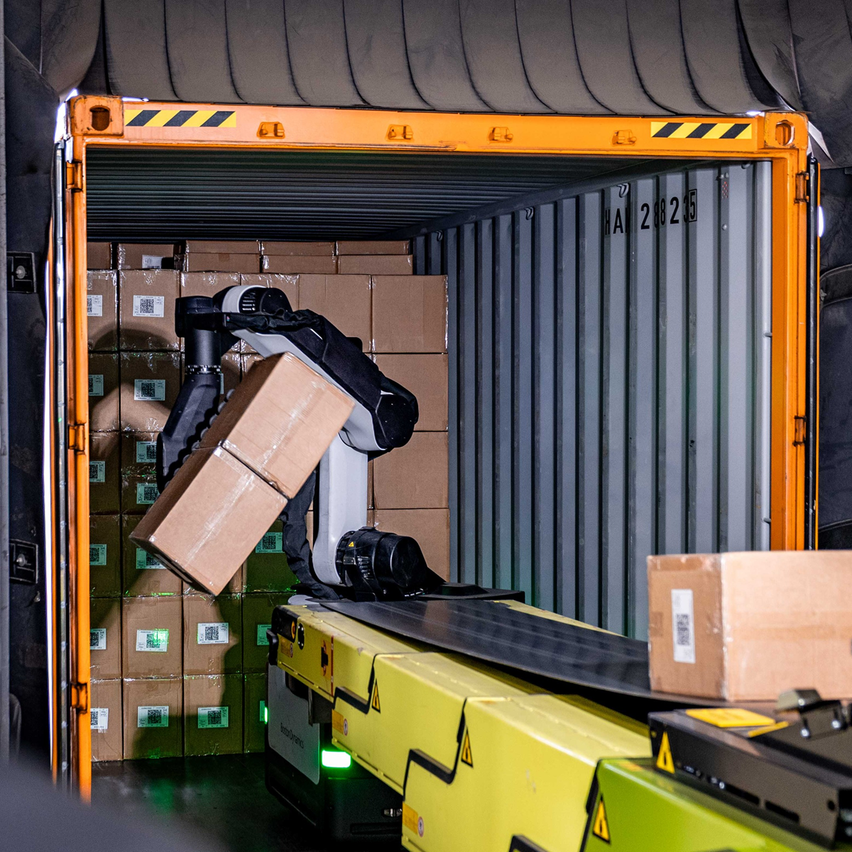 Caljan Robotics Collaboration with Boston Dynamics Stretch