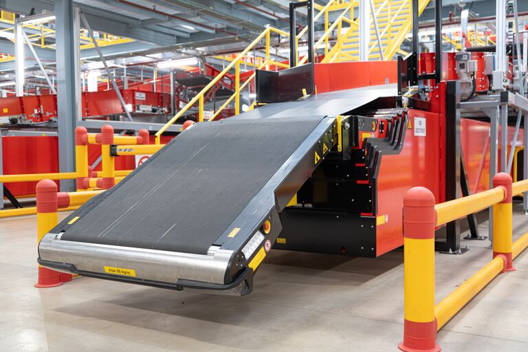 Front of the Caljan Performer with Droop Snoot