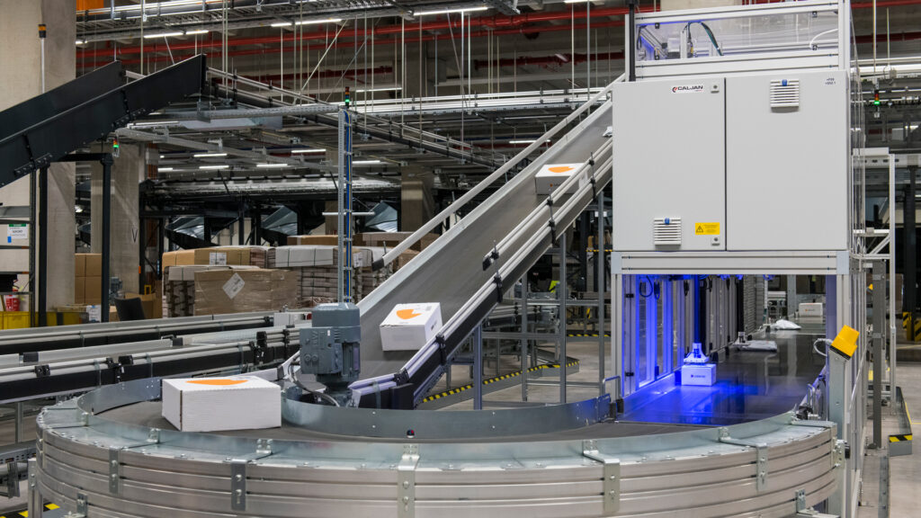 Caljan SLAM line - Scan Label Apply Manifest